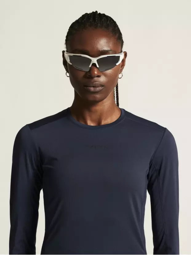 ADV ESSENCE LS TEE 2 W
