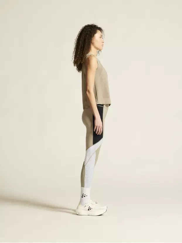 ADV TONE PERFORATED TANK TOP W