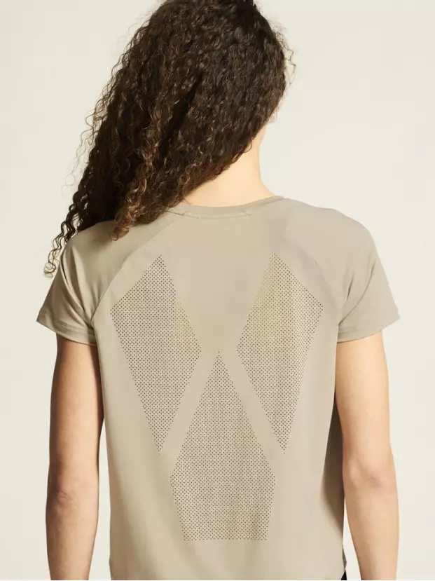 ADV TONE PERFORATED TEE W